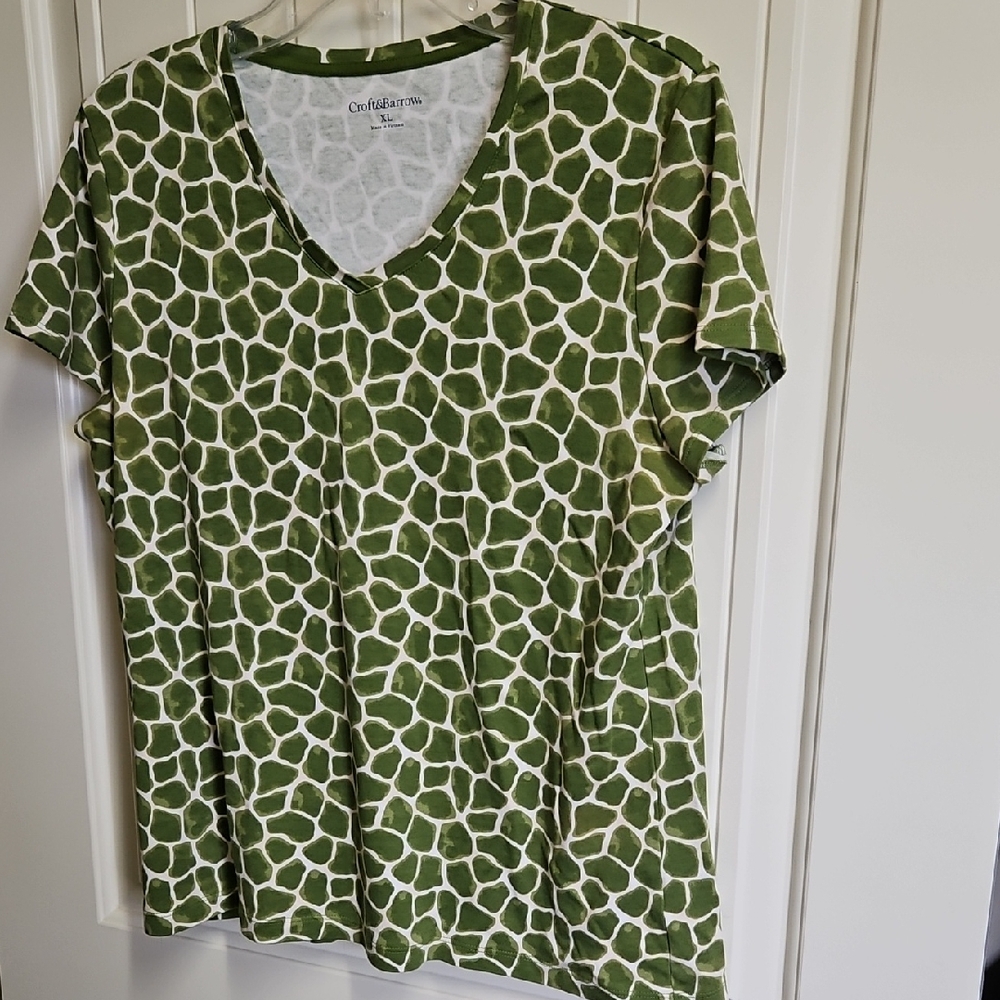 Croft & Barrow Green Jungle Animal Print Short Sleeve  T-Shirt XLarge